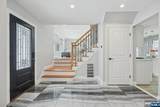 25 Nathan Way - Photo 4