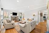 951 Darien Terrace - Photo 17