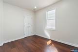826 George - Photo 4