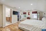 19 Center - Photo 11