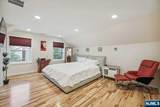 19 Center - Photo 10