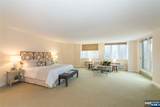 10 Smith Manor Boulevard - Photo 37