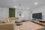 515 44th - Photo 3
