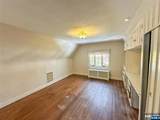112 Oxford Place - Photo 10
