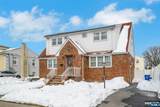 224 Rossiter Avenue - Photo 2