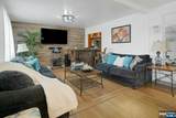 224 Rossiter Avenue - Photo 6