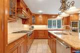 506 Sunderland Road - Photo 12