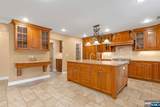 506 Sunderland Road - Photo 10