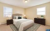 15 Sanford - Photo 1