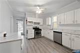 580 Monroe - Photo 3