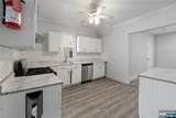 580 Monroe - Photo 4