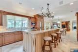 787 Peach Tree - Photo 18