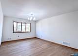 48 Center - Photo 15