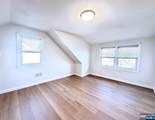 48 Center - Photo 17