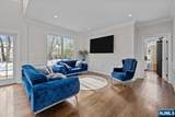 160 Lawrence Drive - Photo 16