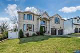 160 Lawrence Drive - Photo 3