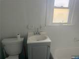 126 Essex Street - Photo 4