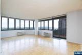 100 Carlyle - Photo 2