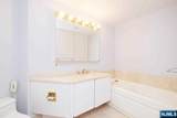 100 Carlyle - Photo 13