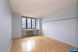 100 Carlyle - Photo 14