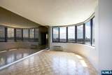100 Carlyle - Photo 8