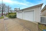 41 Demott Avenue - Photo 33