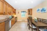 580 Bloomfield - Photo 3