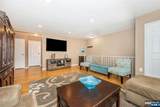 580 Bloomfield - Photo 7