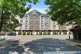 1 Parkway - Photo 1