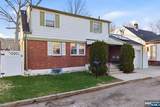 1490 Champlain Square - Photo 2