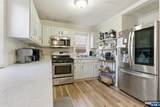 1490 Champlain Square - Photo 12