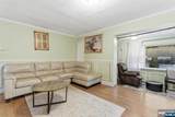 1490 Champlain Square - Photo 16