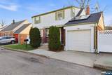 1490 Champlain Square - Photo 3