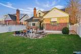 1490 Champlain Square - Photo 23