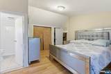 1490 Champlain Square - Photo 5