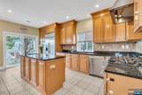 467 Summit Avenue - Photo 14