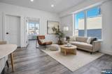 521 10th Street - Photo 3