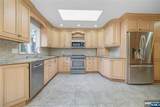 31 Collins Avenue - Photo 9