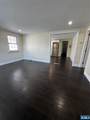 158A Rutherford - Photo 2