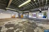 338 Montgomery Street - Photo 16