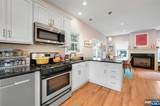 921 Broadway - Photo 12