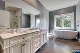 119 Columbus - Photo 10