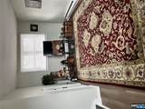 41 Locust - Photo 9