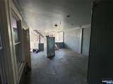 84 Front - Photo 15