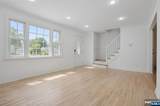 263 Genesee Avenue - Photo 9
