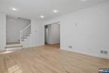 263 Genesee Avenue - Photo 10