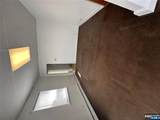 289 Livingston - Photo 17