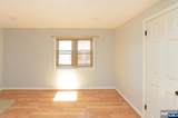 203 New York - Photo 17