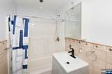 203 New York - Photo 10