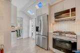 1172 Margaret Street - Photo 19